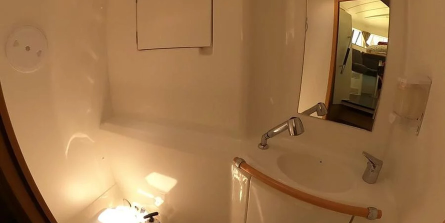 Lagoon 380