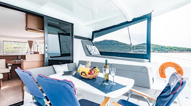 Lagoon 42