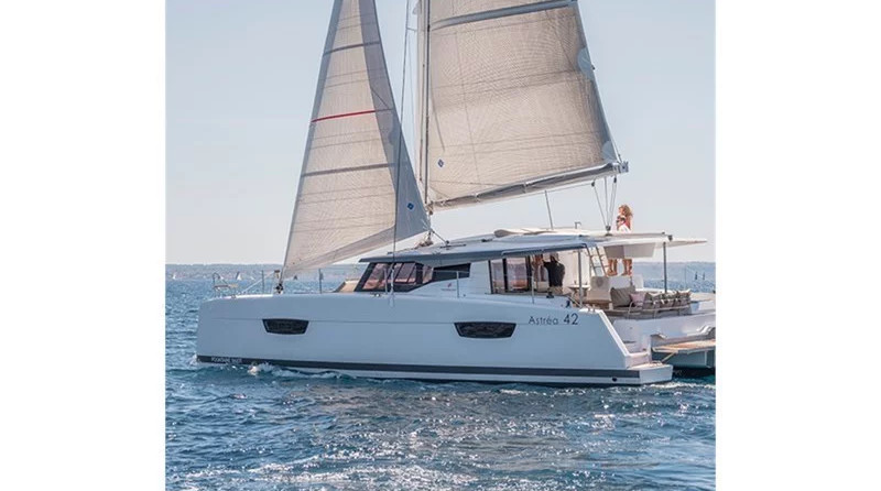 Fountaine Pajot Astrea 42