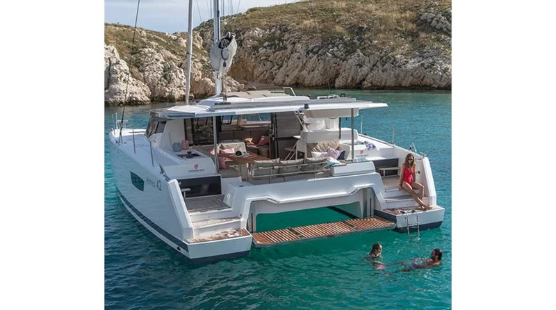 Fountaine Pajot Astrea 42