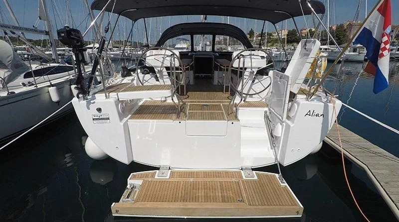 Hanse 508