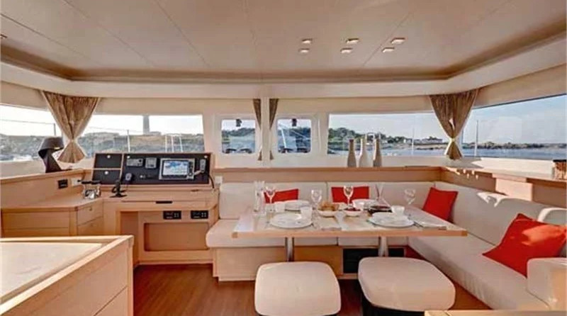 Lagoon 450 (4Cab)