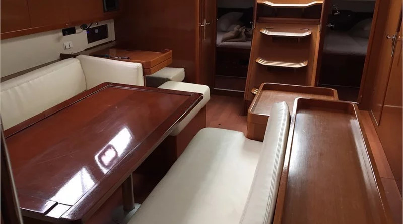 Beneteau Oceanis 50 Family