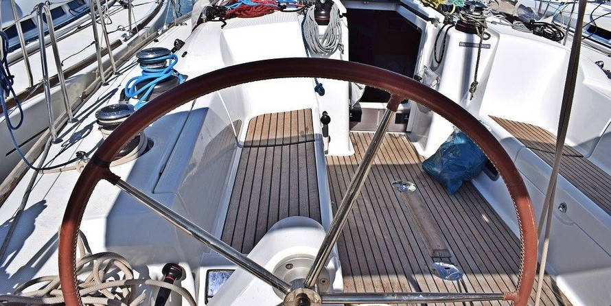 Beneteau First 45