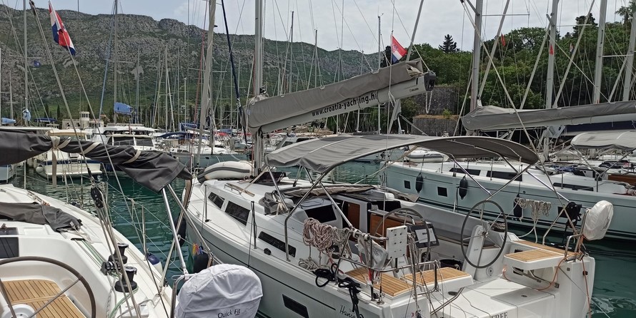 Hanse 388
