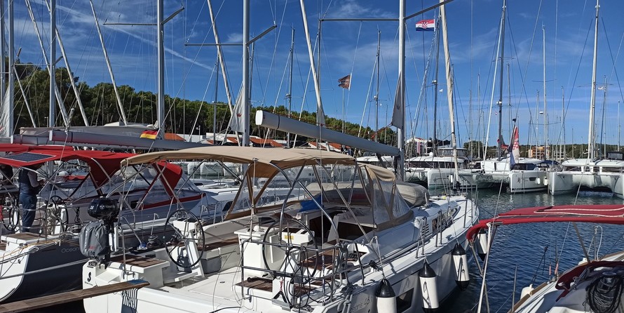 Beneteau Oceanis 46