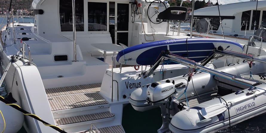 Lagoon 40