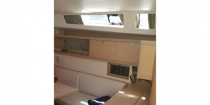 Beneteau Oceanis 45