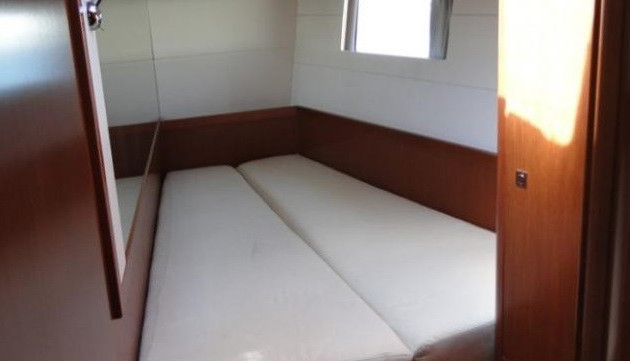 Beneteau Oceanis 48