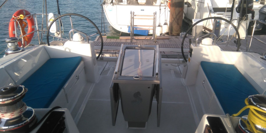 Beneteau Oceanis 48