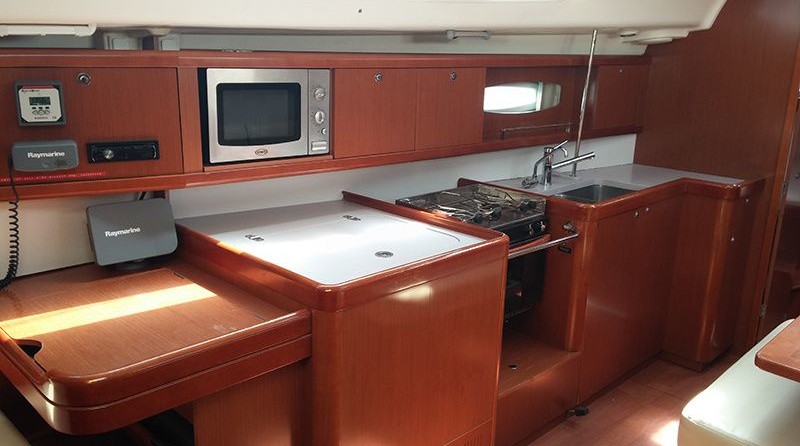 Beneteau Oceanis 40