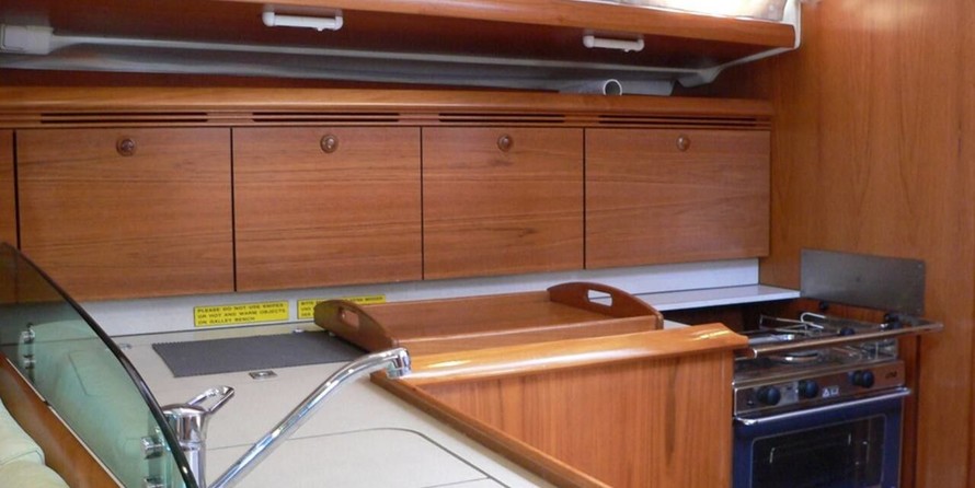 Jeanneau Sun Odyssey 43