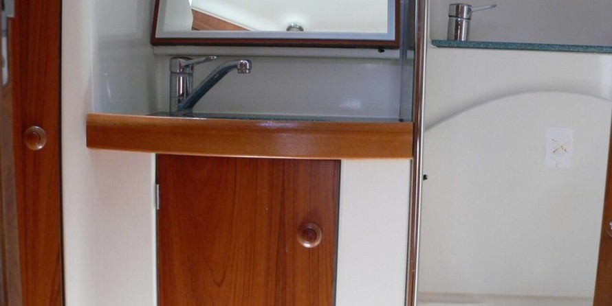 Jeanneau Sun Odyssey 43