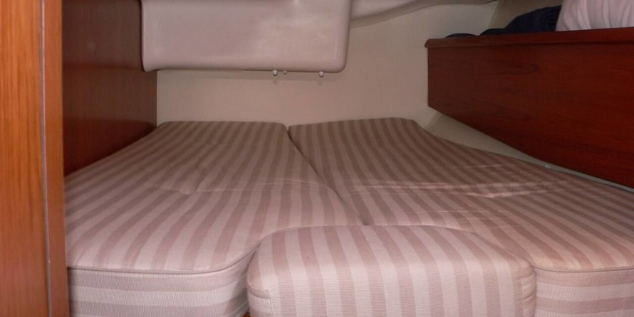 Jeanneau Sun Odyssey 43