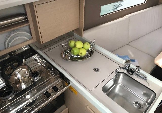 Beneteau Oceanis 30.1