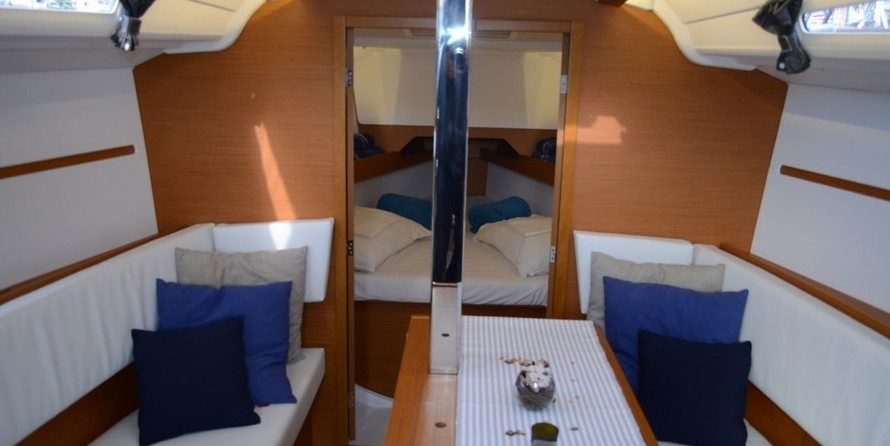 Jeanneau Sun Odyssey 349