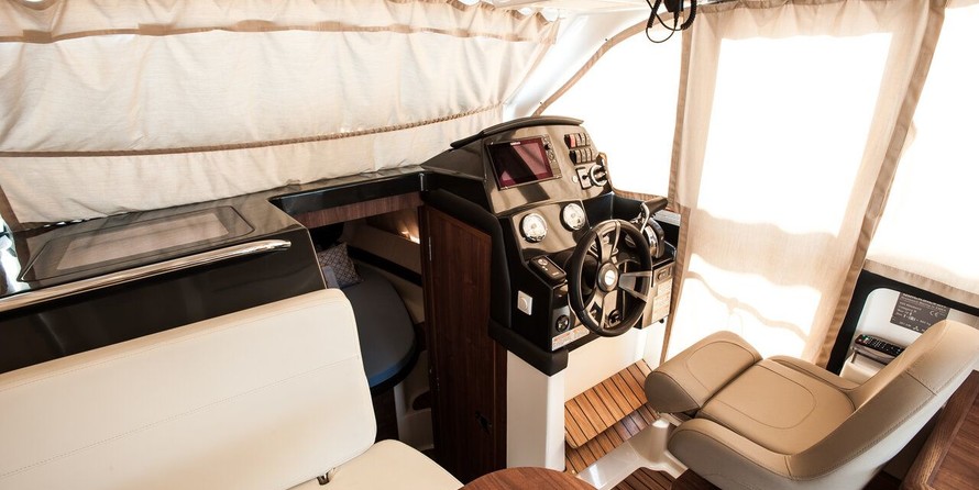 Quicksilver Activ 855 Weekend