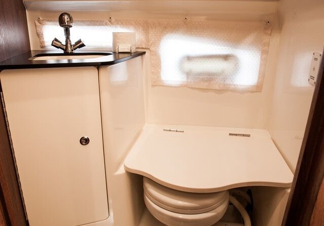 Quicksilver Activ 855 Weekend