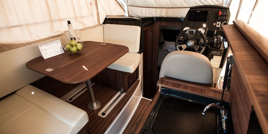 Quicksilver Activ 855 Weekend