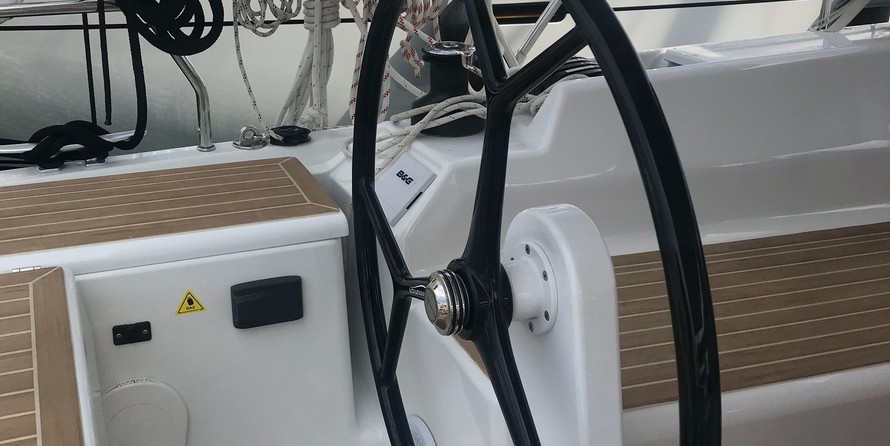 Hanse 388
