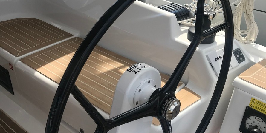Hanse 388