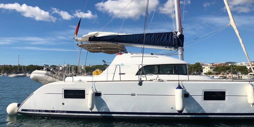 Lagoon 380 S2