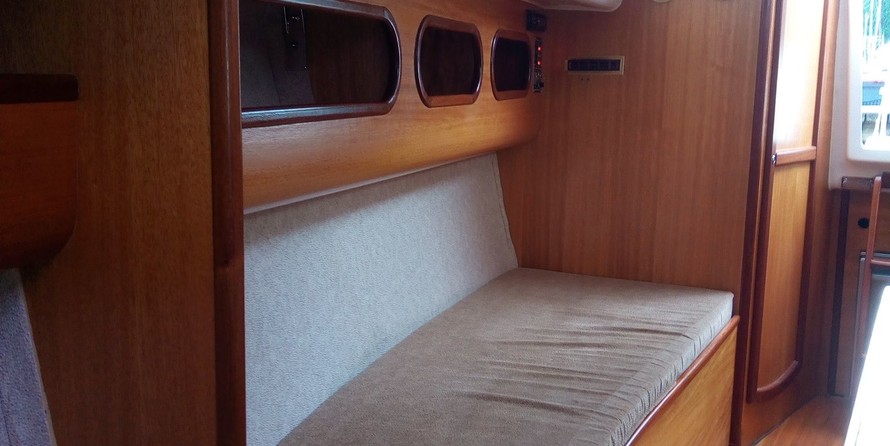 Deltania focus 800 design