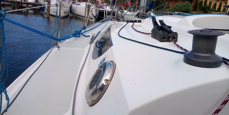 Deltania focus 800 design