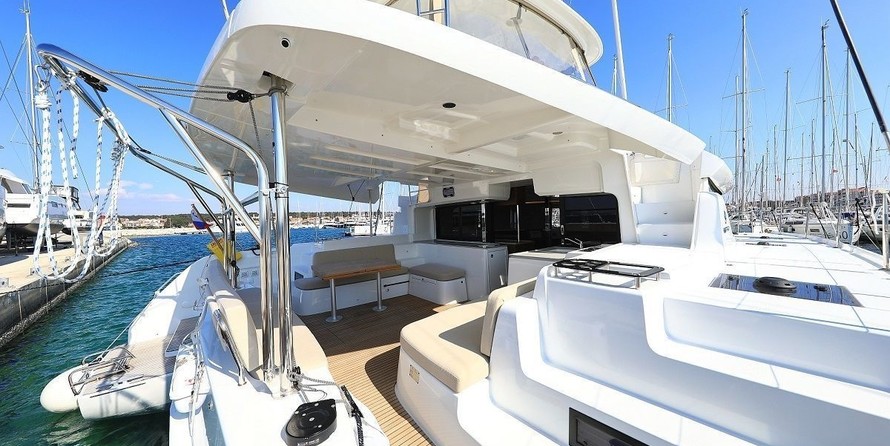 Lagoon 46