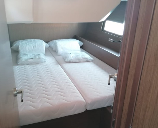 Beneteau Oceanis 46