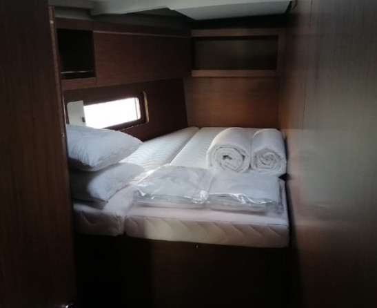 Beneteau Oceanis 46