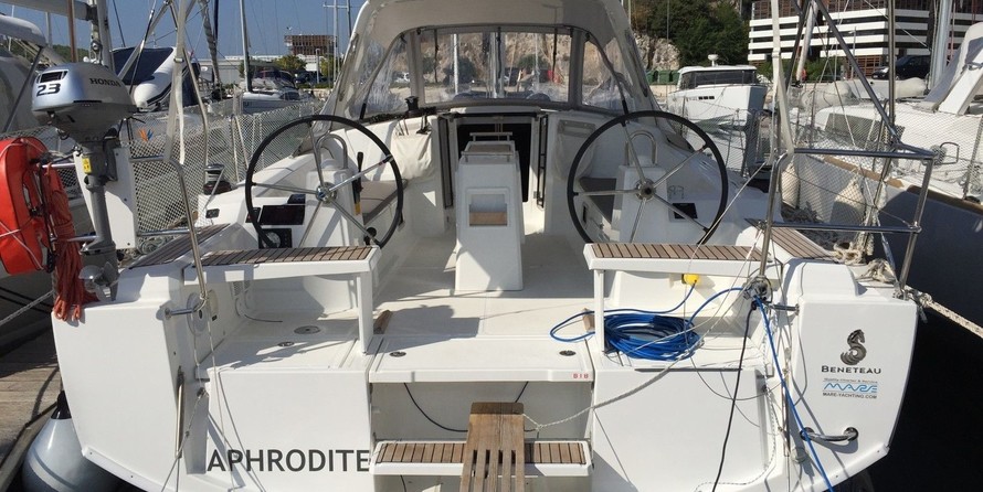 Beneteau Oceanis 38