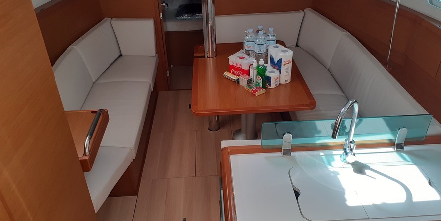 Jeanneau Sun Odyssey 389