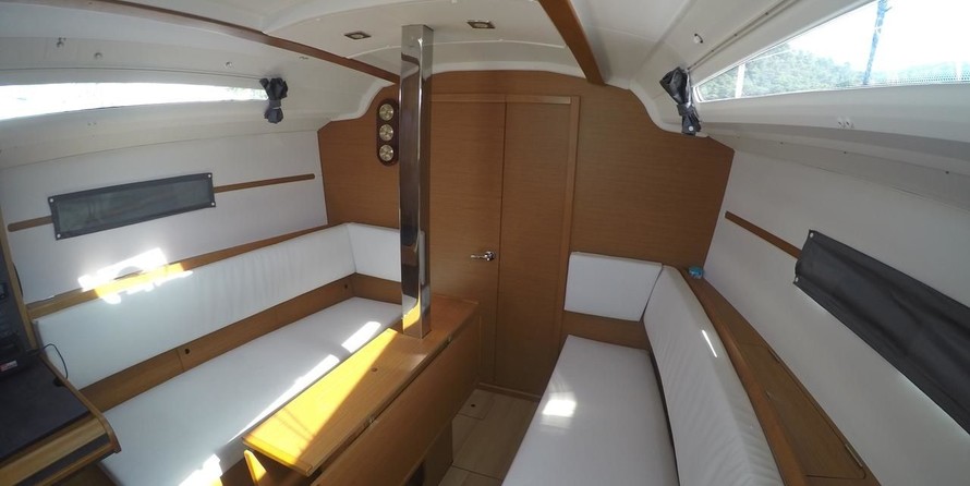 Jeanneau Sun Odyssey 349