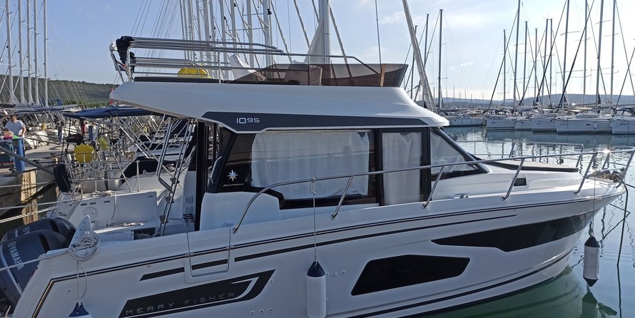 Jeanneau Merry Fisher 1095