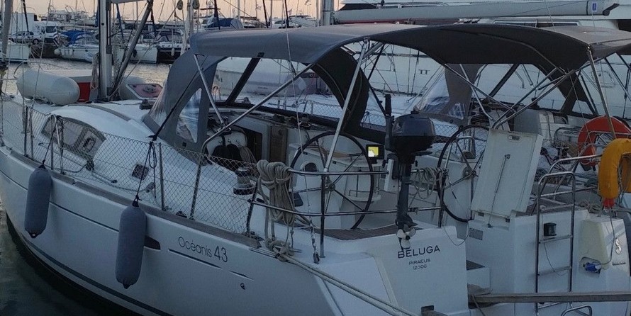 Beneteau Oceanis 43