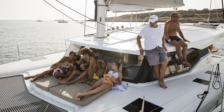 Fountaine Pajot Lucia 40