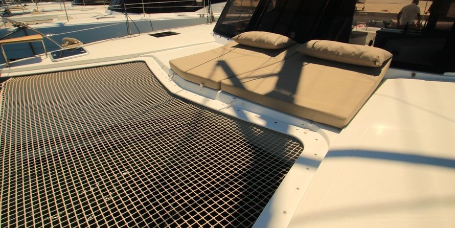 Fountaine Pajot Lucia 40