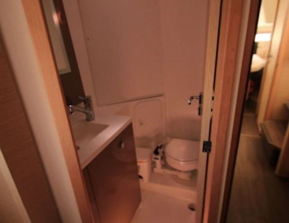 Fountaine Pajot Lucia 40