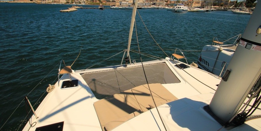 Fountaine Pajot Lucia 40