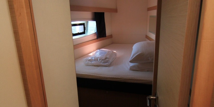 Fountaine Pajot Lucia 40