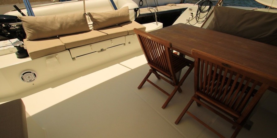 Fountaine Pajot Lucia 40