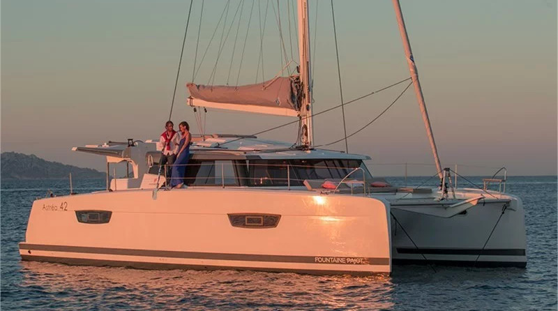 Fountaine Pajot Astrea 42