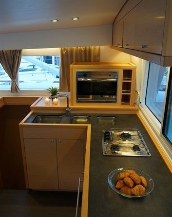 Lagoon 400 S2