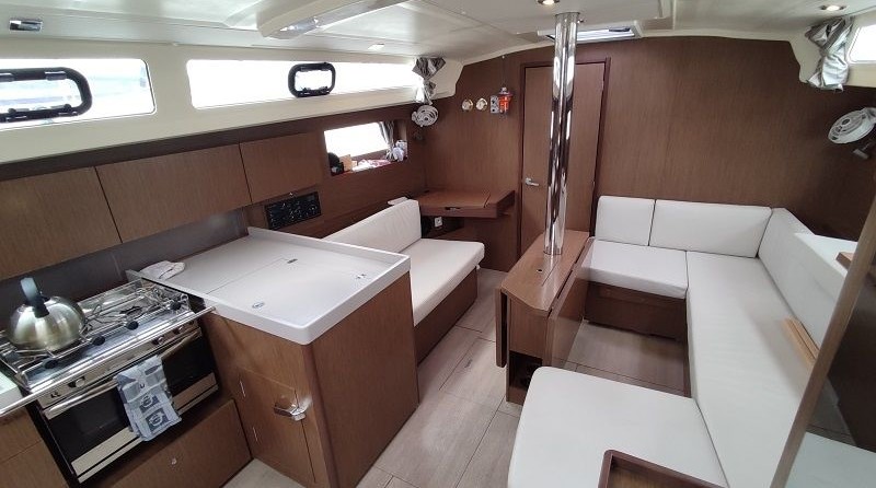 Beneteau Oceanis 41.1
