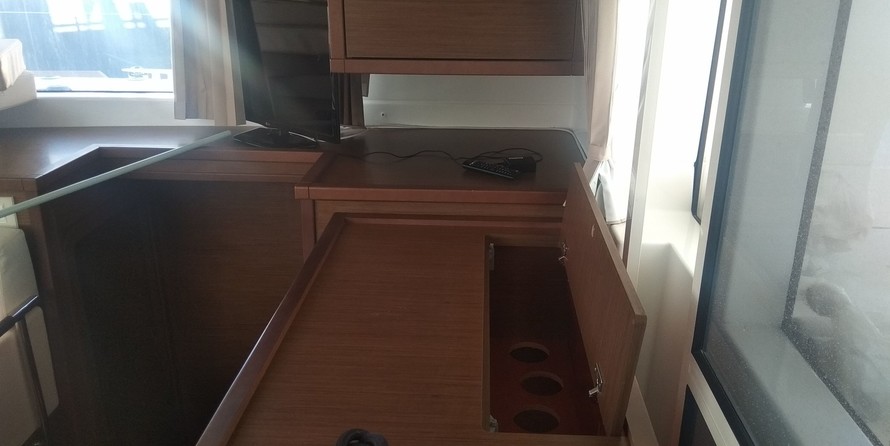 Lagoon 450 F