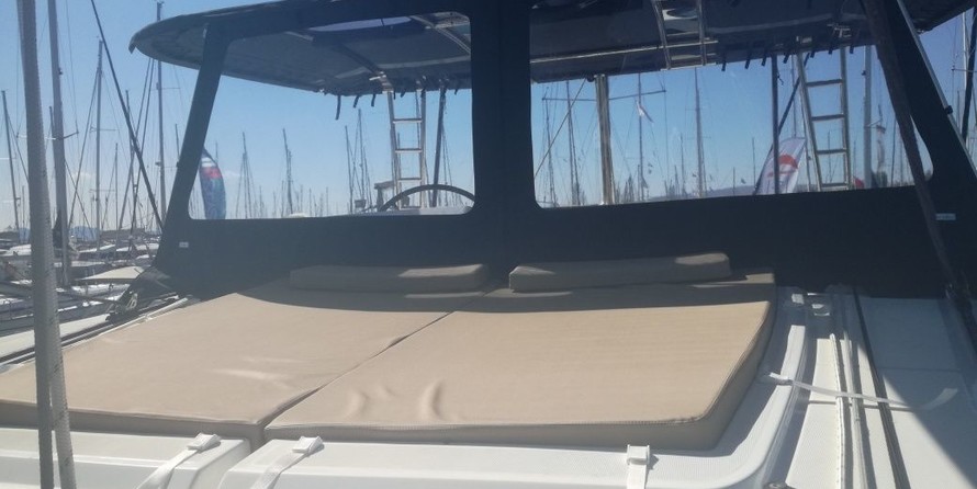 Lagoon 450 F