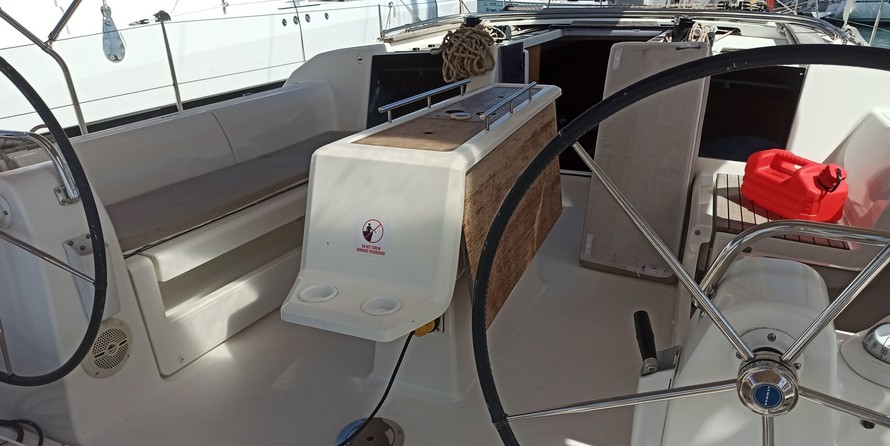 Dufour 412