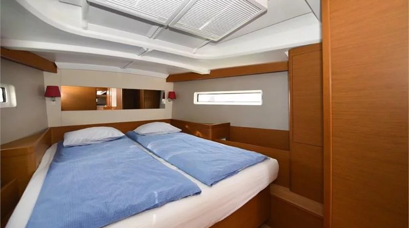 Jeanneau Sun Odyssey 440