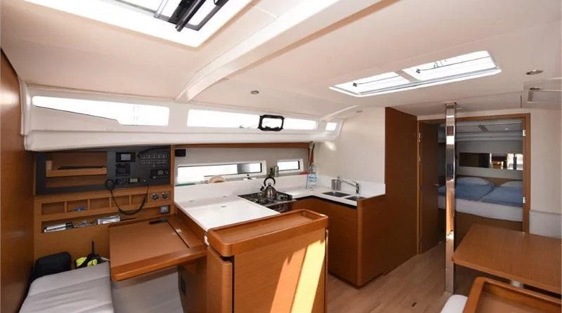 Jeanneau Sun Odyssey 440